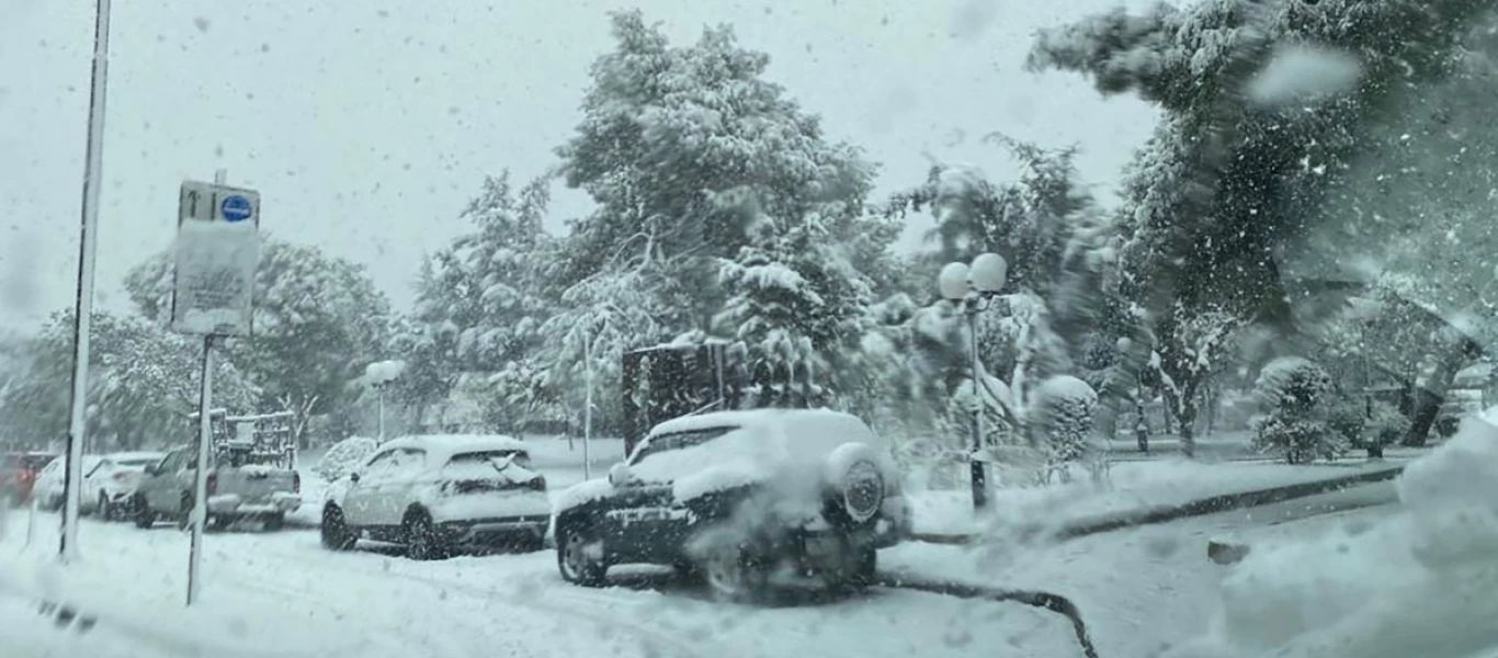 ΓΣΕΕ: Πώς θα πληρώνονται όσοι δεν πάνε στην εργασία τους λόγω κακοκαιρίας